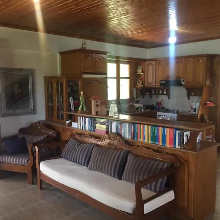 Goldy'S Villa Roussospítion Esterno foto